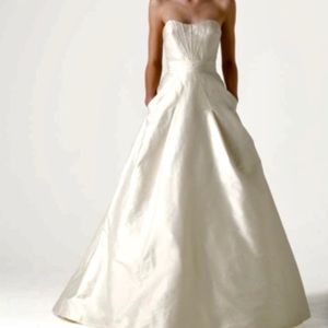 Unused Anne Barge Blue Willow Bride wedding dress